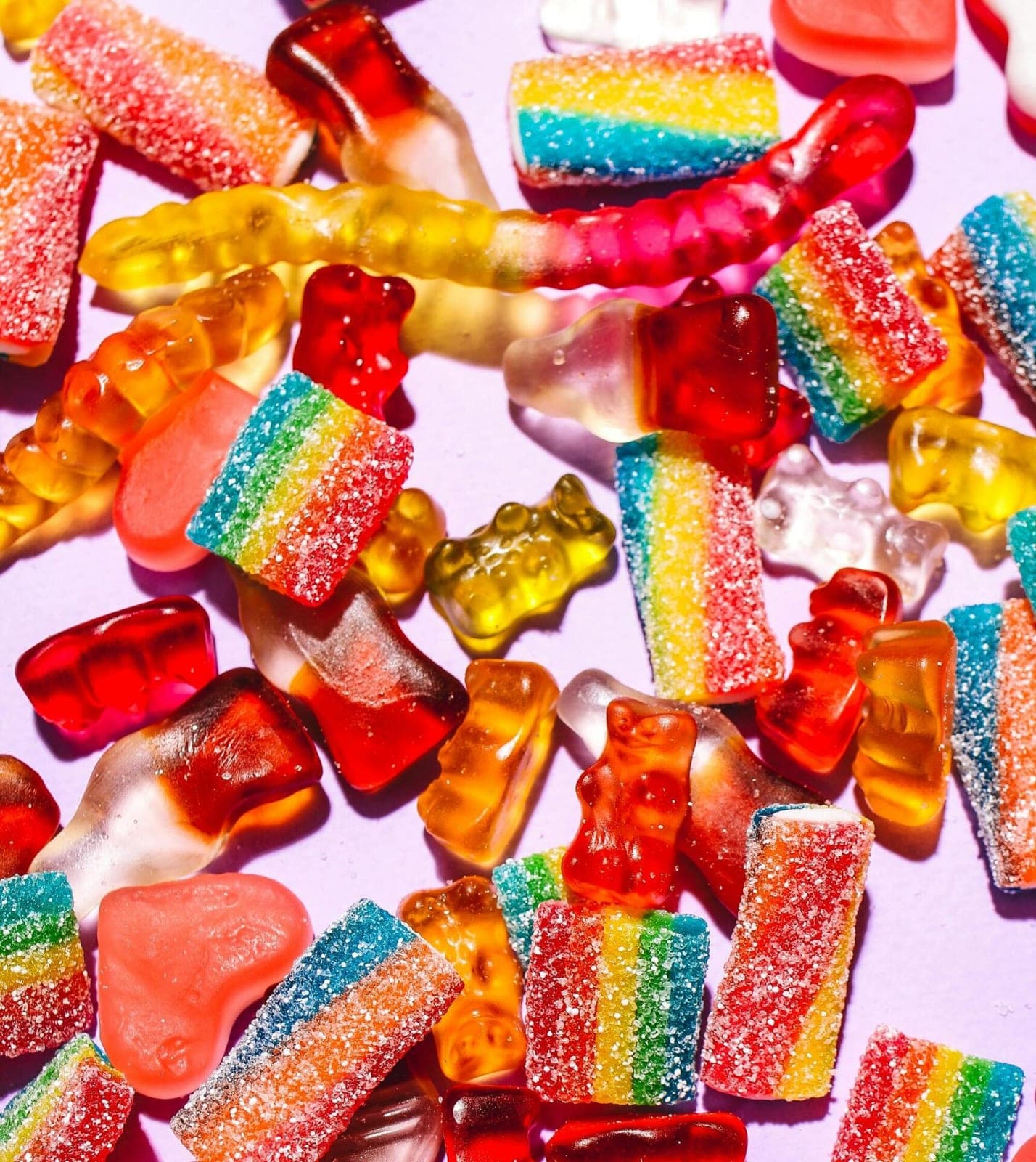 Haribo atšaukia „Happy Cola Fizz“ saldainių partiją dėl rasto kanapių pėdsako