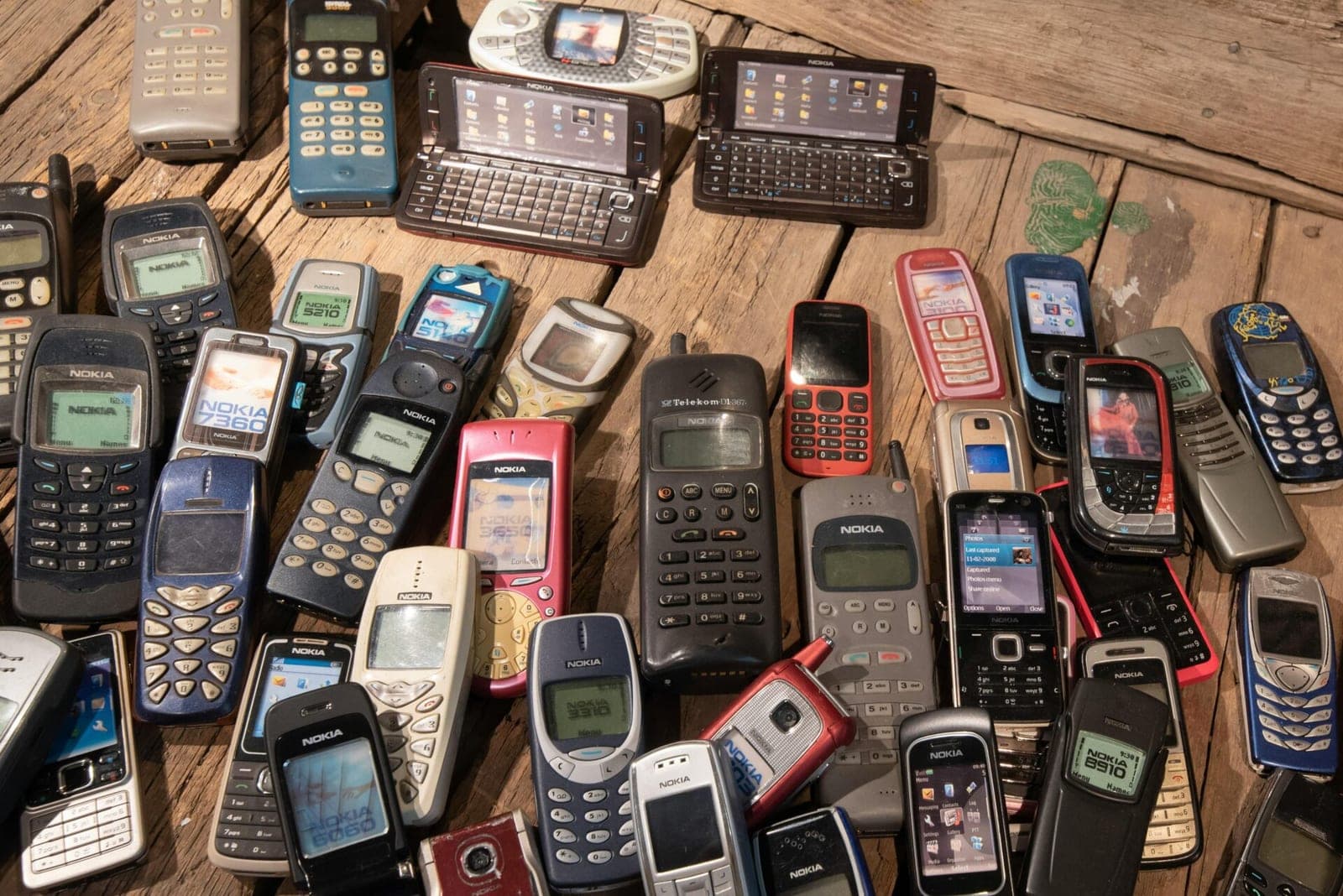 Turite seną telefoną? Paaiškino, kada prasidės bėdos su ryšiu