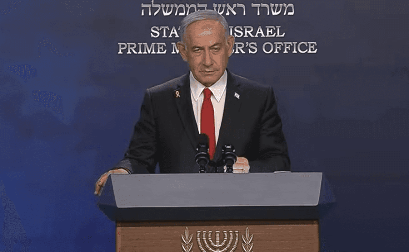 B. Netanyahu išgyveno balsavimą dėl parlamento paleidimo, bet jo pozicija silpnėja