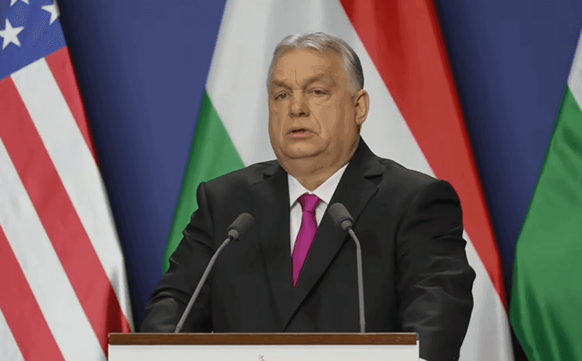 Vengrija ribos degalų kainas: V. Orbanas žada apsaugoti gyventojus ir verslą nuo kainų šoko