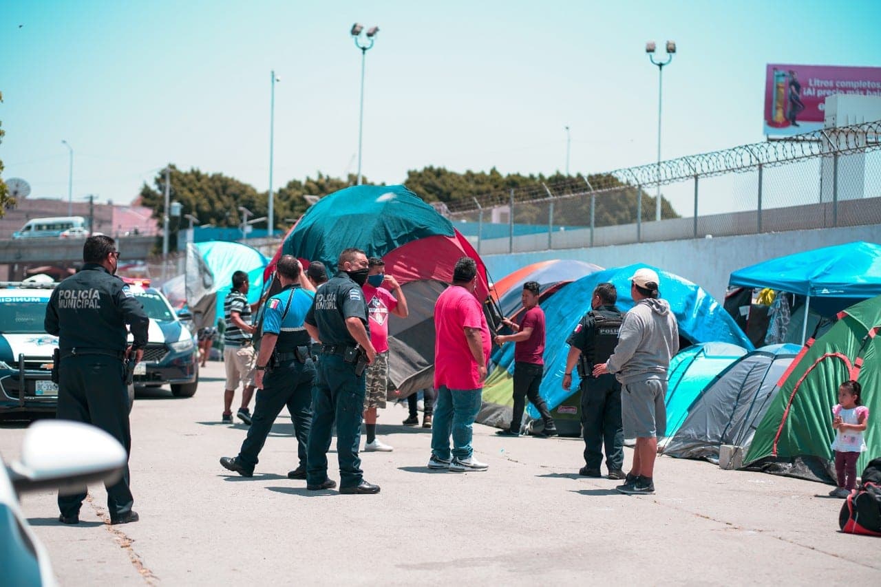 Europa didins migrantų skaičius, nepaisant Vengrijos ir Lenkijos pasipriešinimo