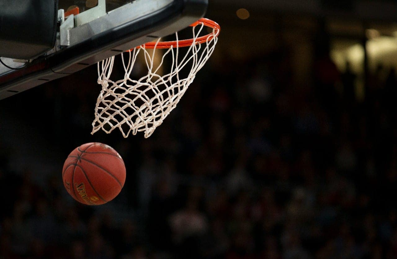 Šiandien olimpiadoje pasirodys irkluotojai, plaukikai ir 3x3 krepšininkai