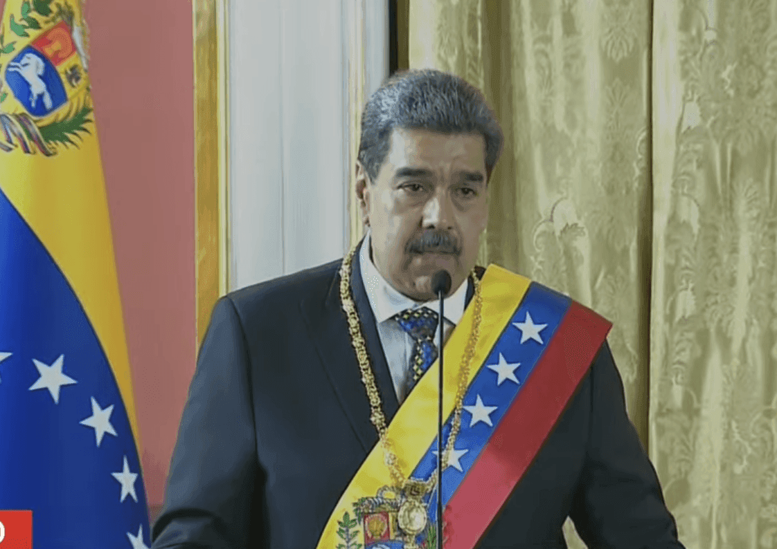 Nicolas Maduro ir jo žmona stojo prieš JAV teismą: pateikti kaltinimai dėl narkoterorizmo
