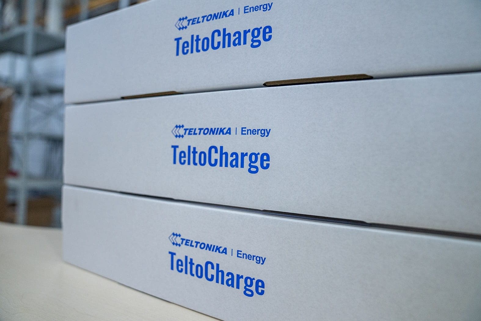 „Teltonika“ pradėjo masinę elektromobilių įkrovimo stotelių gamybą