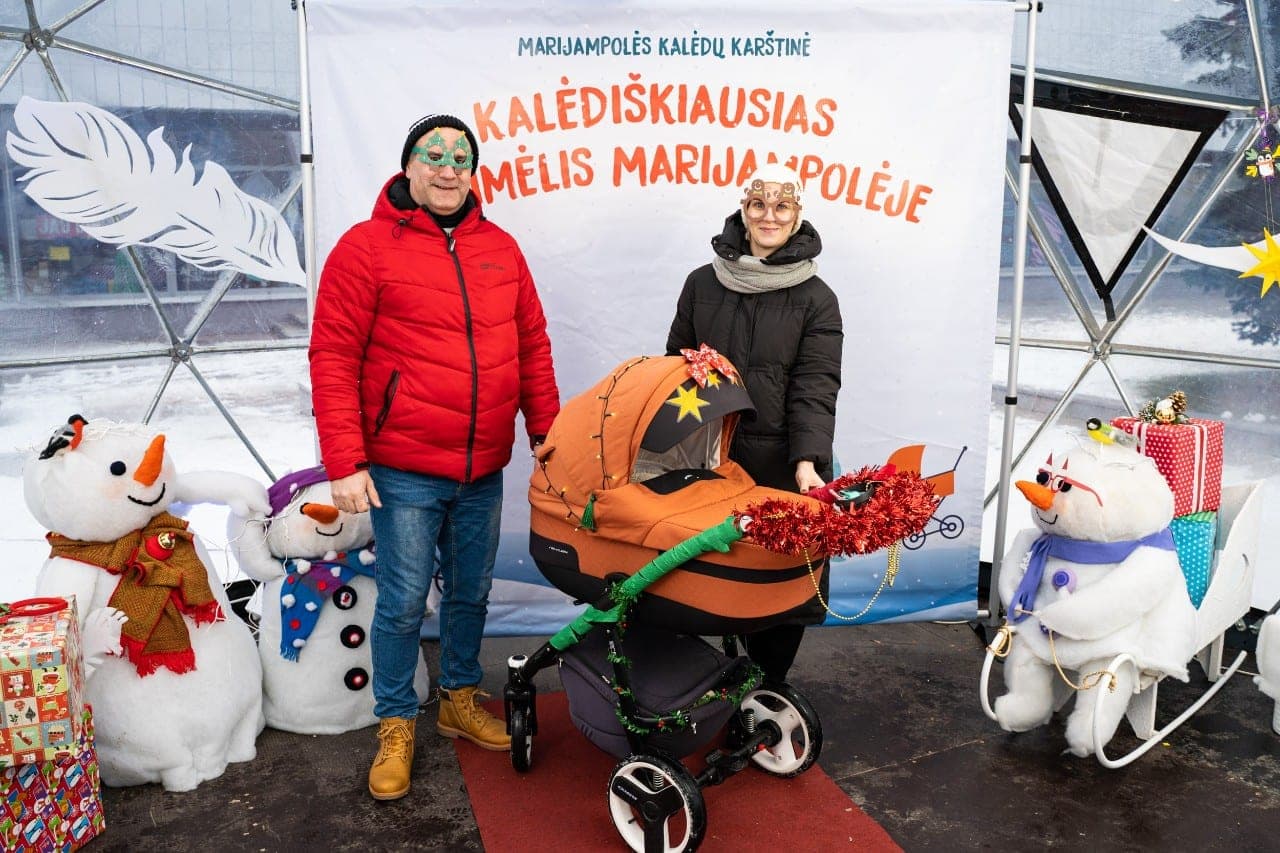 Gimstamumą skatina net ir puošdami vaikų vežimėlius