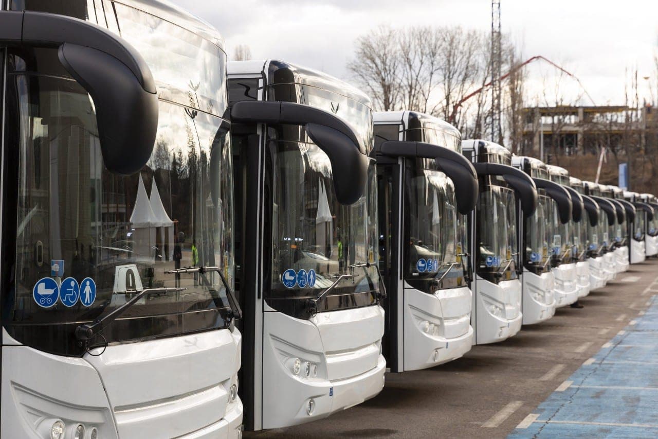Nuo balandžio – tolimojo reiso viešojo transporto lengvatos vaikams, senjorams ir šeimoms