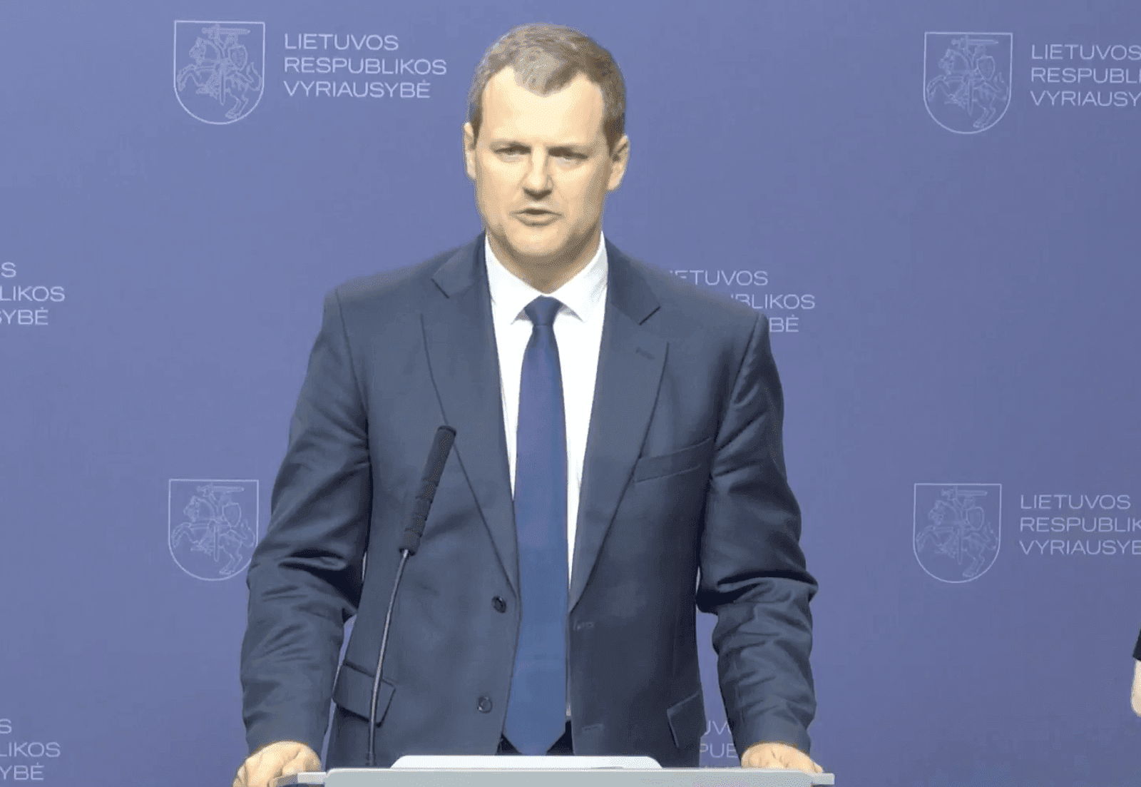 G. Paluckui toliau „svilinami padai“ – atsakymai parlamente neįtikino
