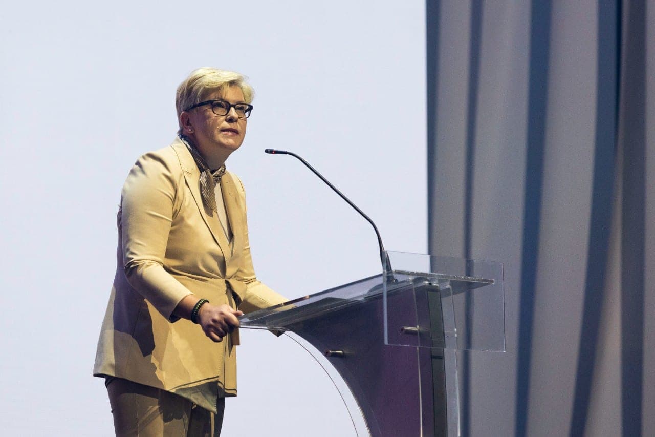 Savaitės įvykių apžvalga: nuo lytinių organų pažinimo iki krepšinio mokyklose