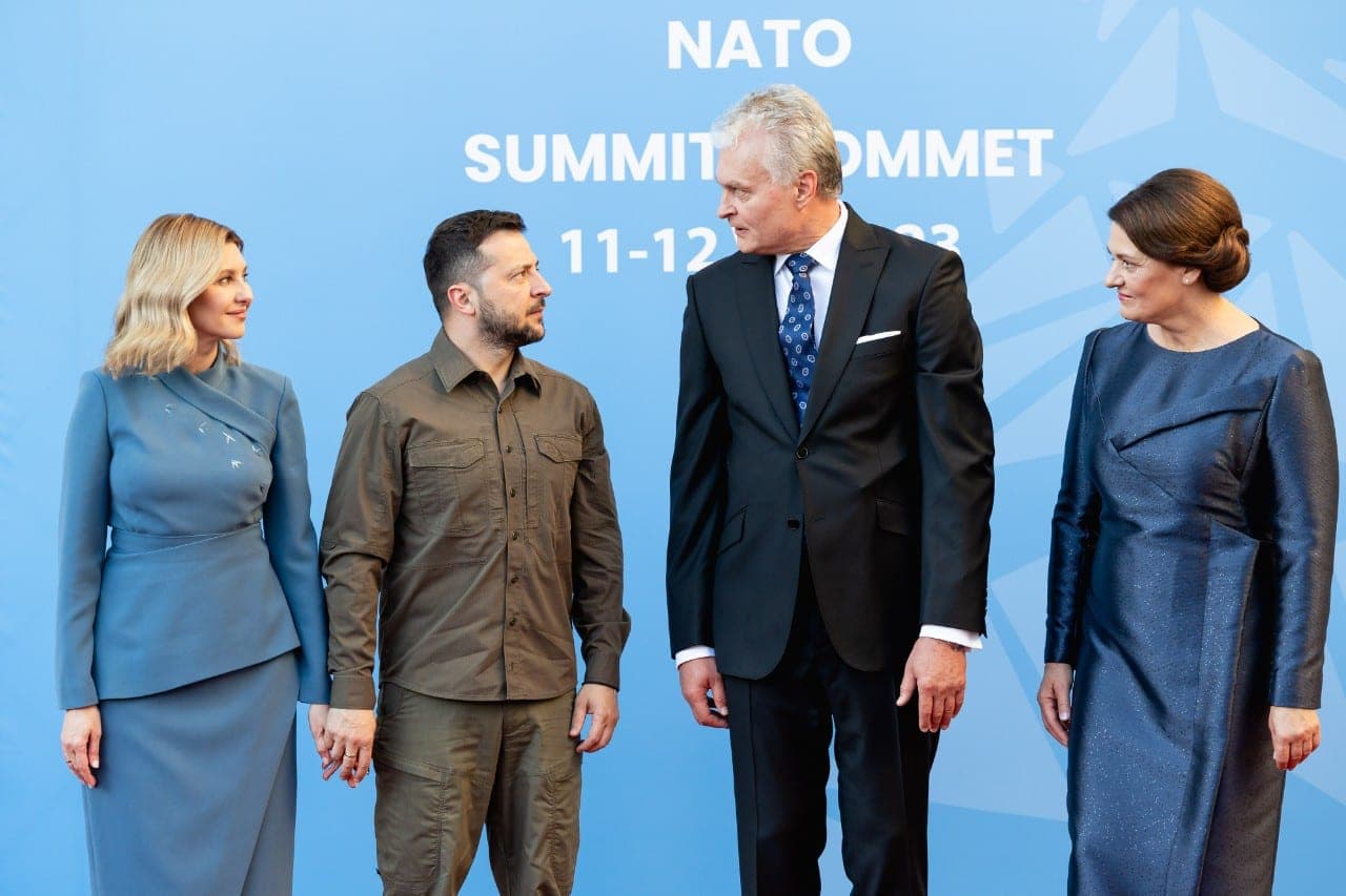 Antroji NATO susitikimo diena: piktas V. Zelenskis ir J. Bideno kalba Lietuvai