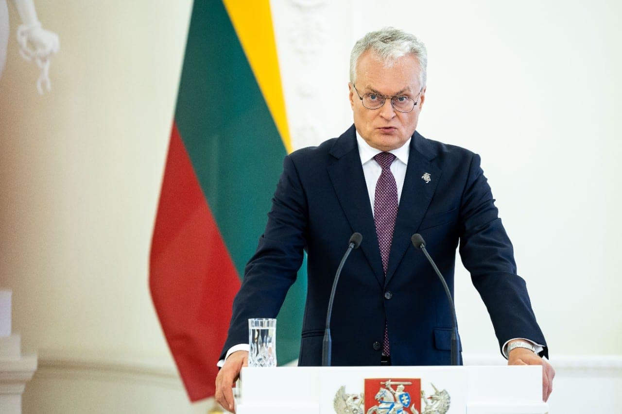 G.Nausėda į kalėjimą nori susodinti renkančius spaudos antraštes