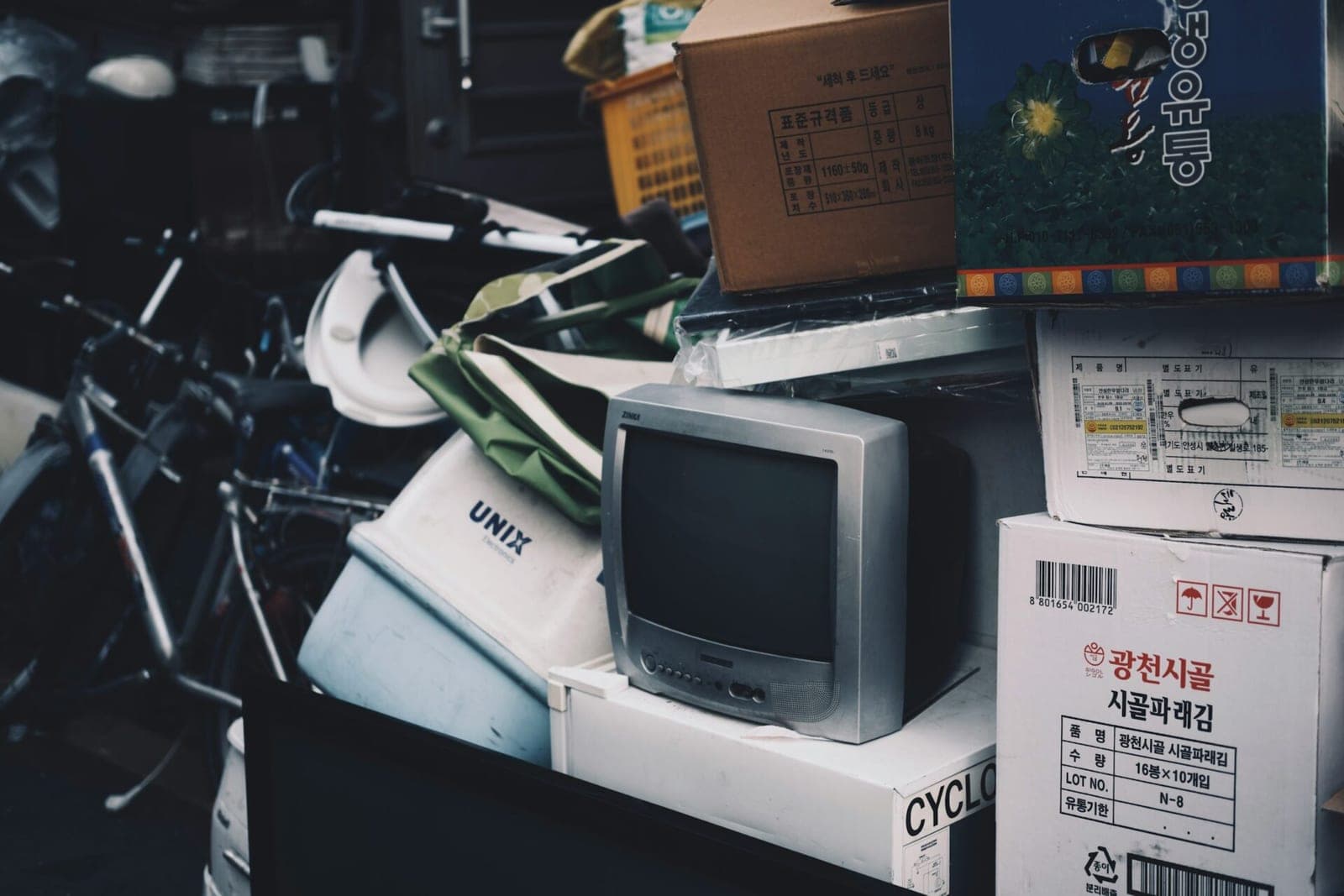 Nebekaupkime elektronikos atliekų: kur ir kaip tinkamai jas priduoti?