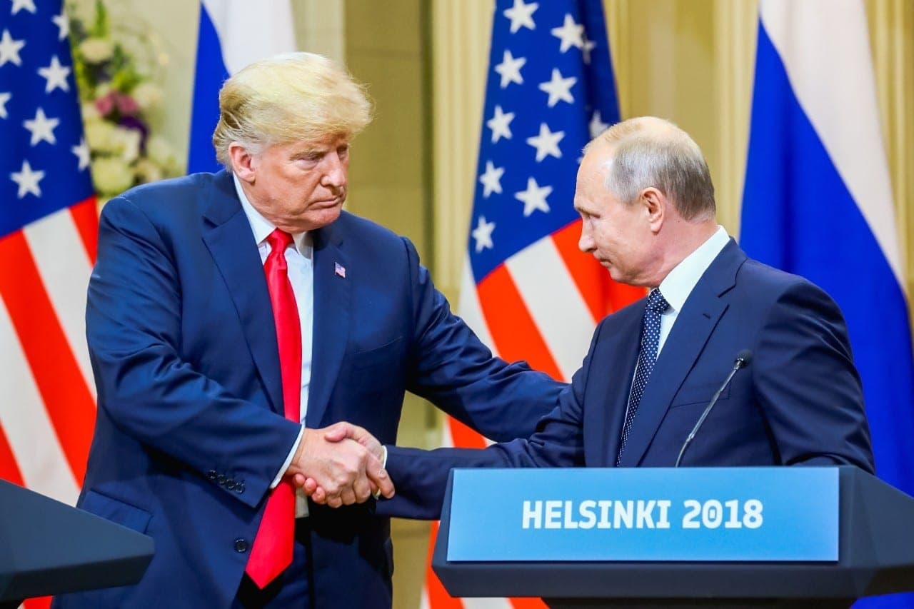 V. Putinas palaiko D. Trumpo siūlymą sumažinti gynybos išlaidas perpus