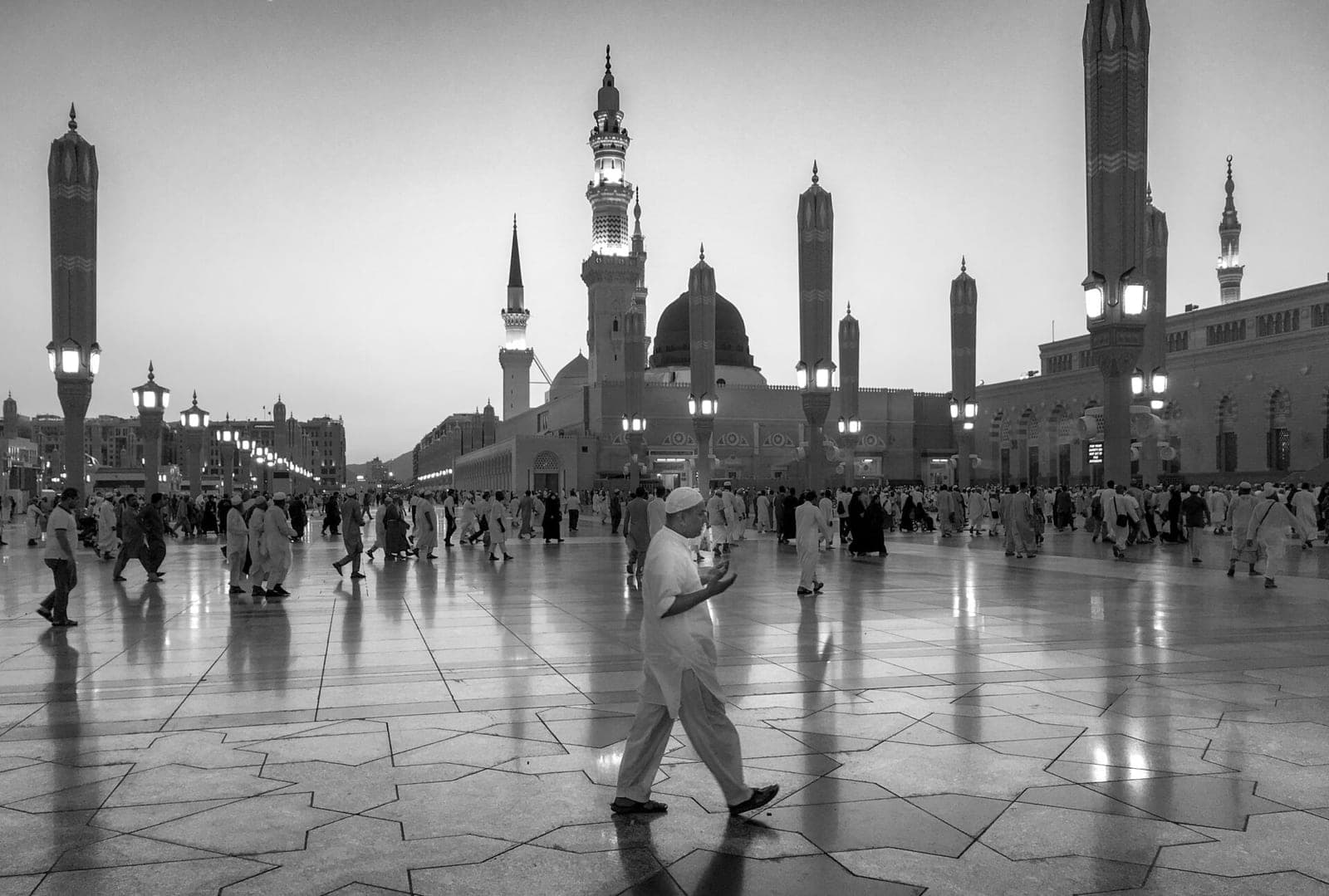 Artėja kiekvieno musulmono gyvenime svarbi data – hadžas: šia proga Saudo Arabija atsisako kelionių ribojimų