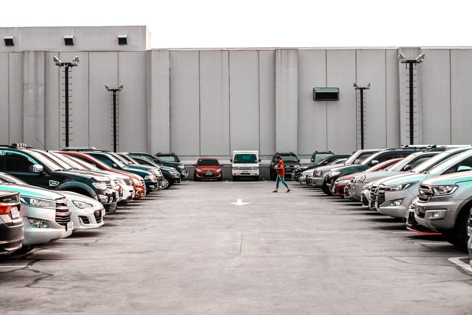 Paskutinės dienos geromis sąlygomis parduoti automobilį: nuo liepos 1-osios jau naikinama lengvata
