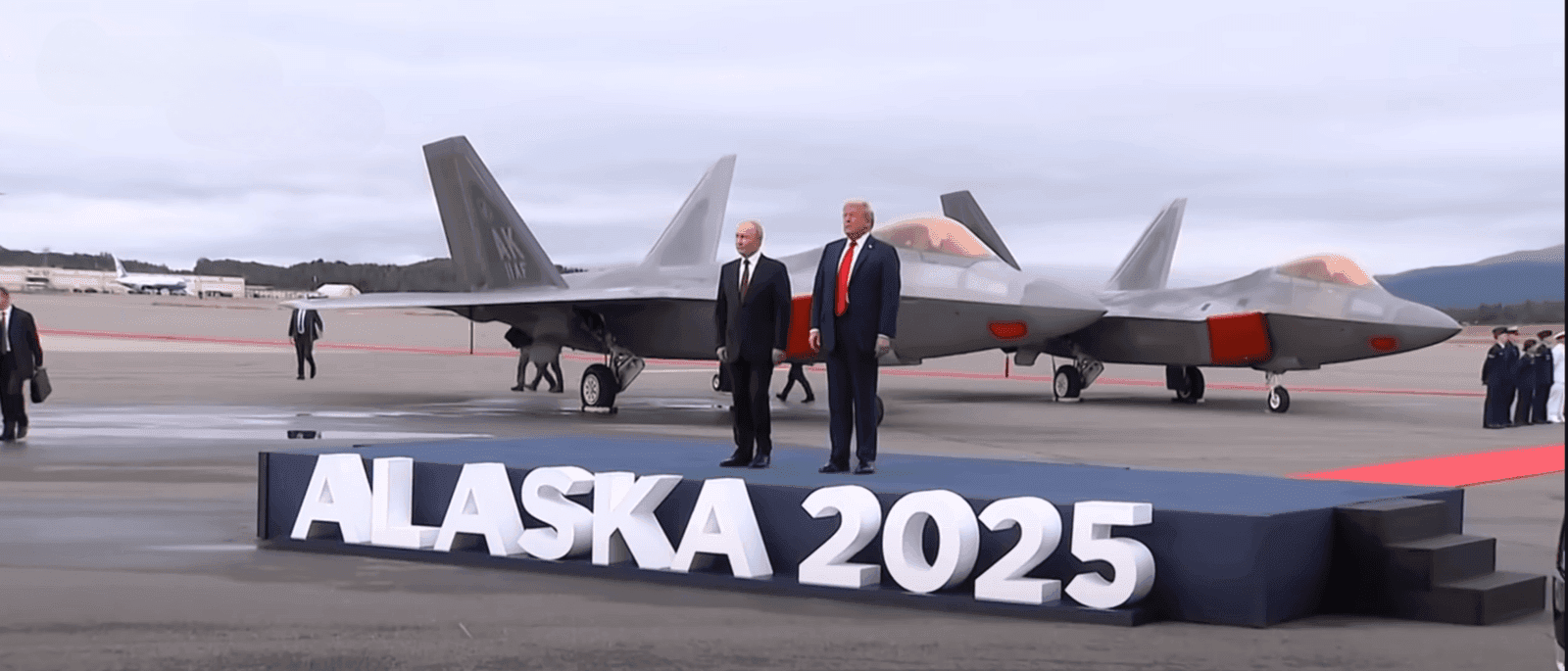 Po D. Trumpo susitikimo su V. Putinu, Baltieji rūmai praneša apie V. Zelenskio viešnagę