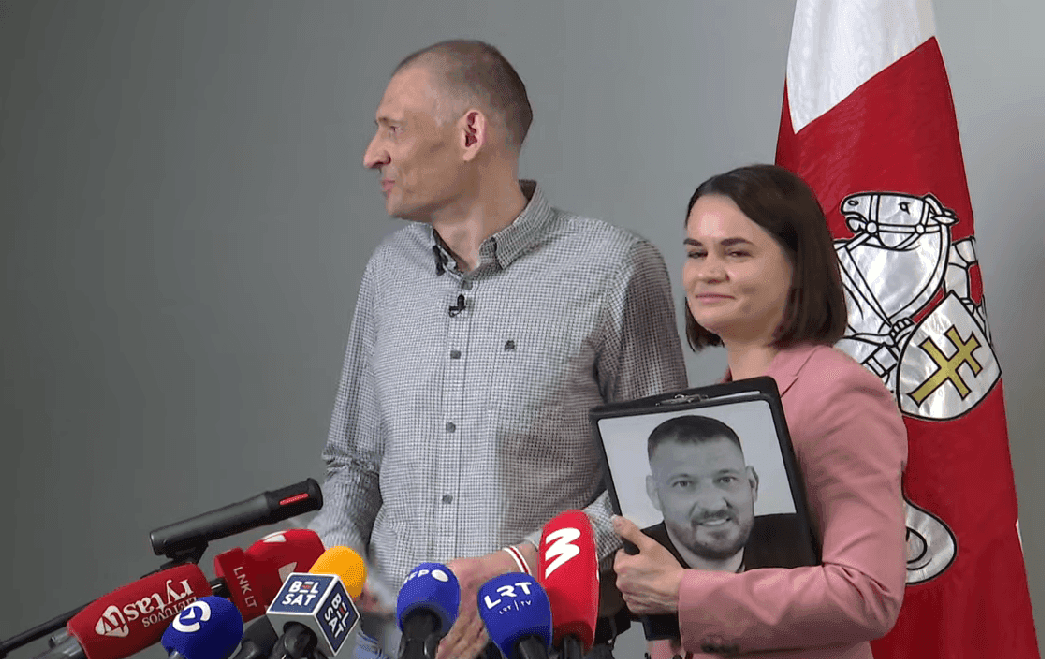 Milijoninės apsaugos išlaidos mažinamos: ar Lietuva pavargo remti Cichanouskają?
