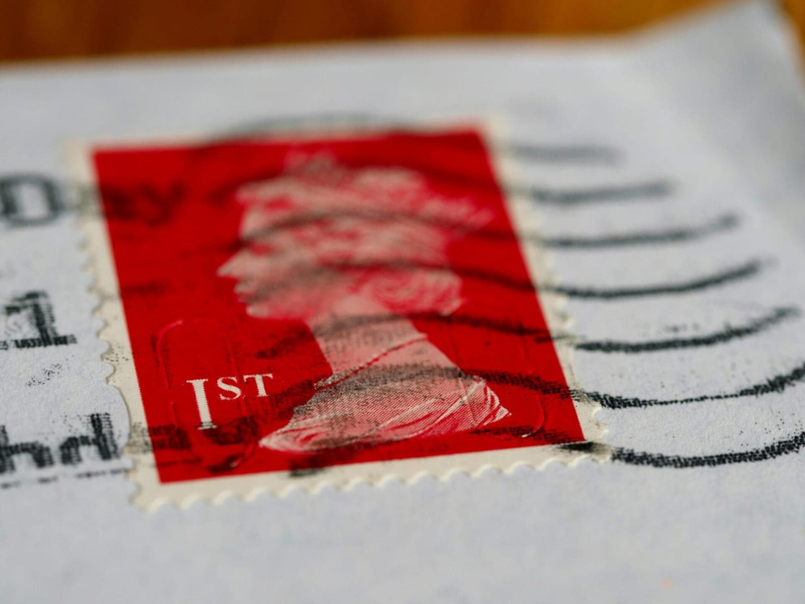 Jungtinės Karalystės valdžia leido parduoti „Royal Mail“
