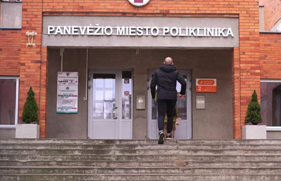 Pacientams Panevėžyje – geresnės sąlygos: pristatyta atnaujinta Konsultacijų poliklinika