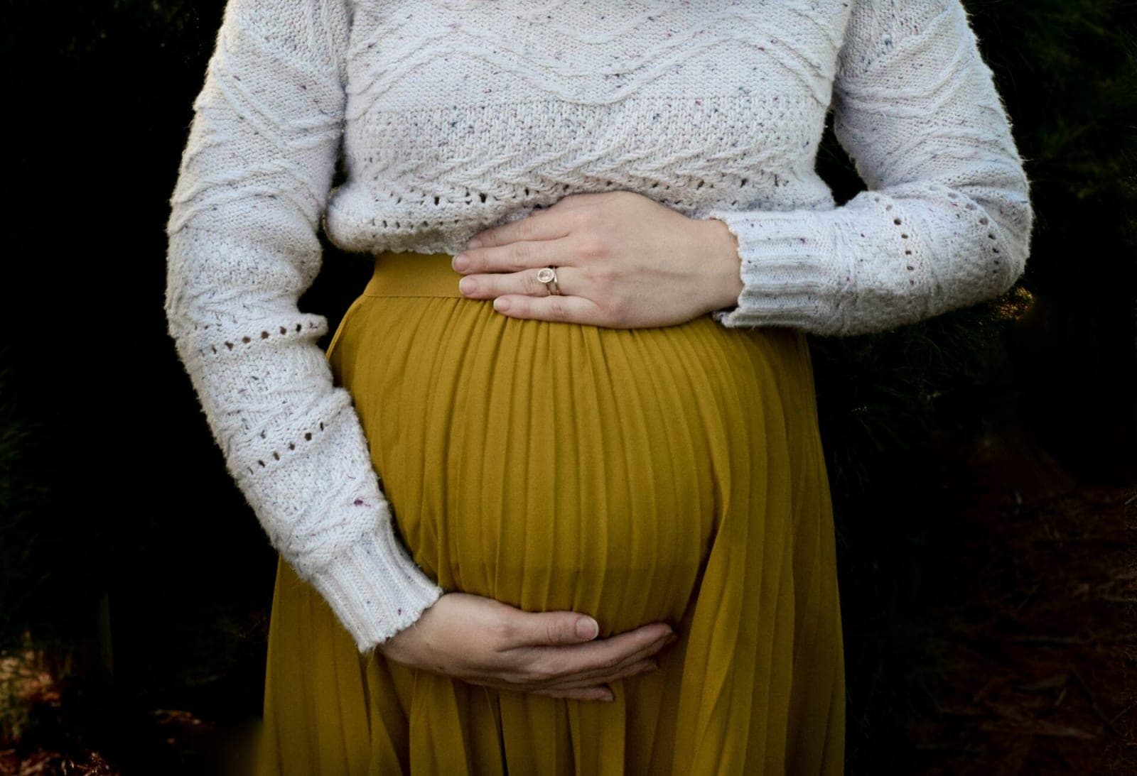 Vilnietė piktinasi: šiandien Seime bandys „prastumti“ abortų ir lytinio švietimo įstatymą