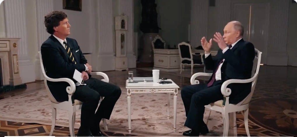 T. Carlsonas išsprogdino internetą: interviu su V. Putinu