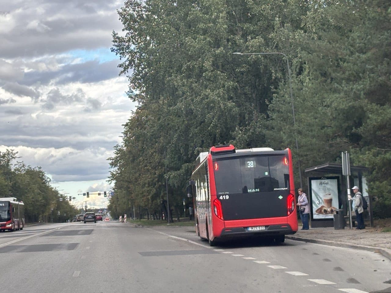 Vilniečiai prieš brukamą viešąjį transportą: kelionės autobusais – lėtesnės ir brangesnės nei automobiliais
