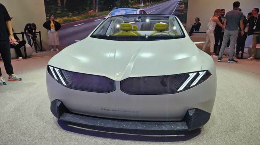 BMW ruošiasi pristatyti visiškai elektrinį X3 crossover modelį