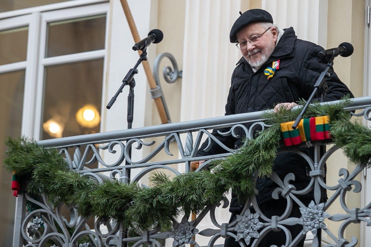 Profesorius V. Landsbergis teigė pajutęs „Nemuno aušros“ spalvą ir kvapą