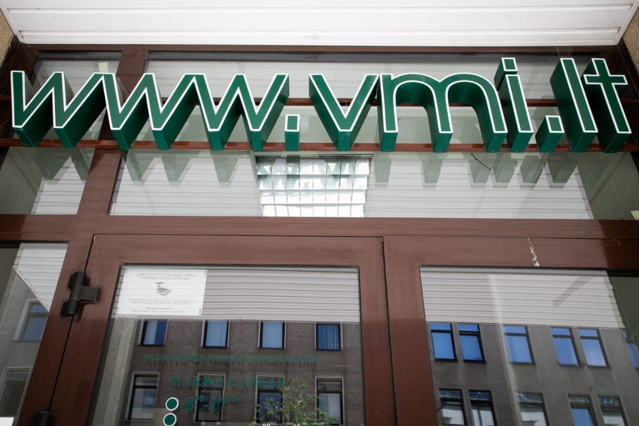 VMI informuoja, kada turite deklaruoti dovanas, gautas iš tėvų ar senelių