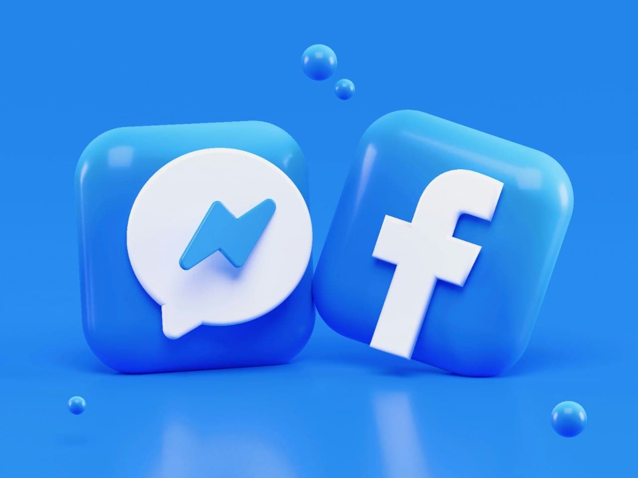 Cenzūra „Facebook“: naujas algoritmas trina įrašus be galimybės ginčytis