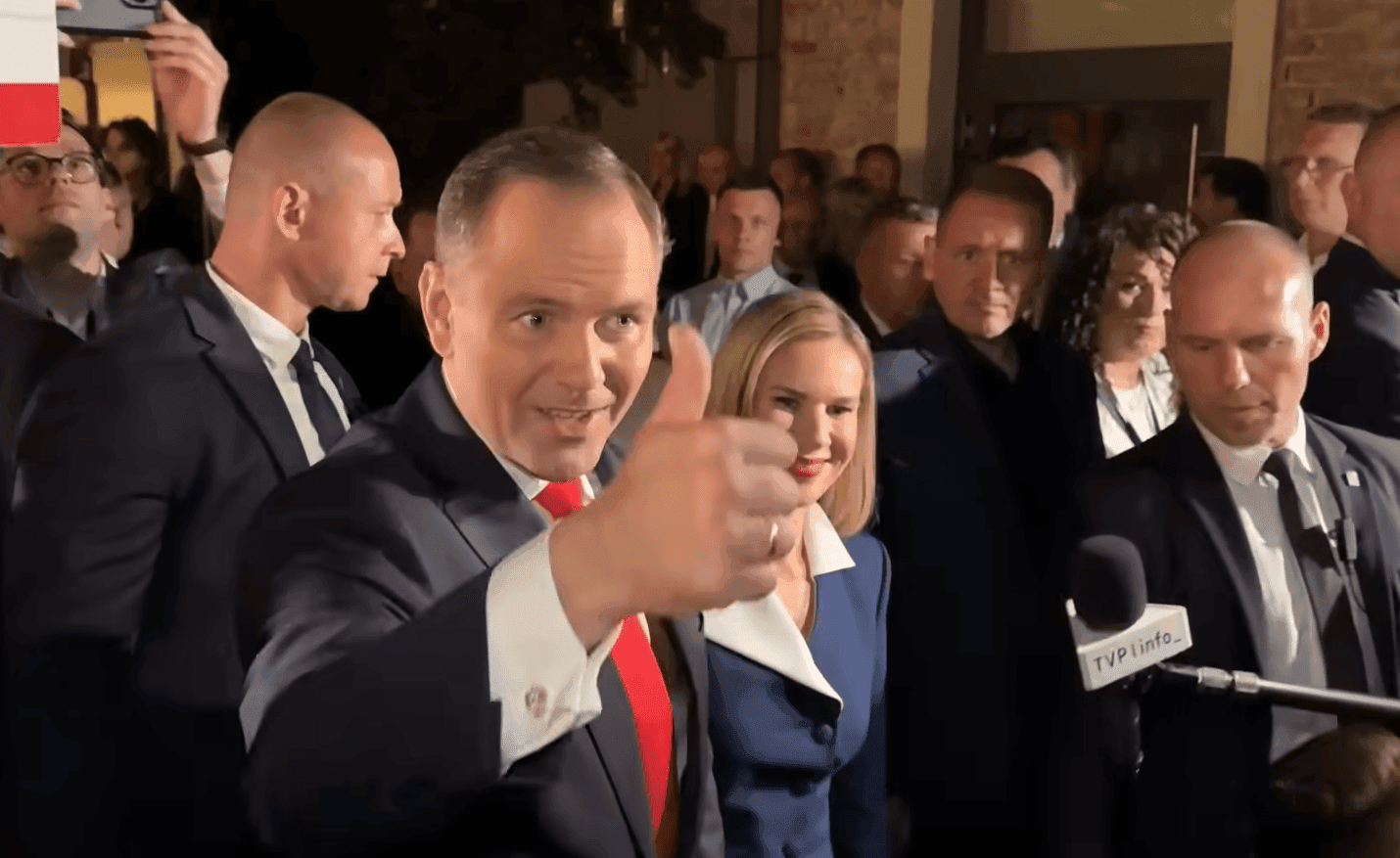 Lenkijos prezidento rinkimuose laimi konservatorius Karol Nawrocki