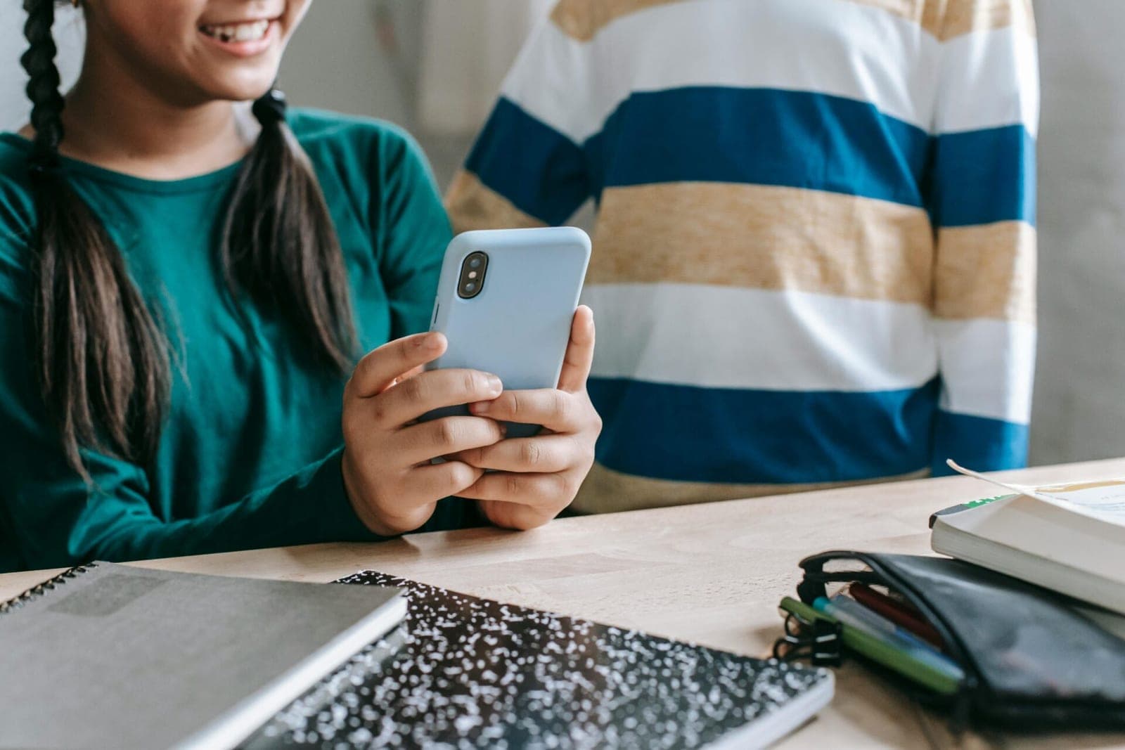Beveik pusė jaunų žmonių norėtų pasaulio be interneto, rodo tyrimas