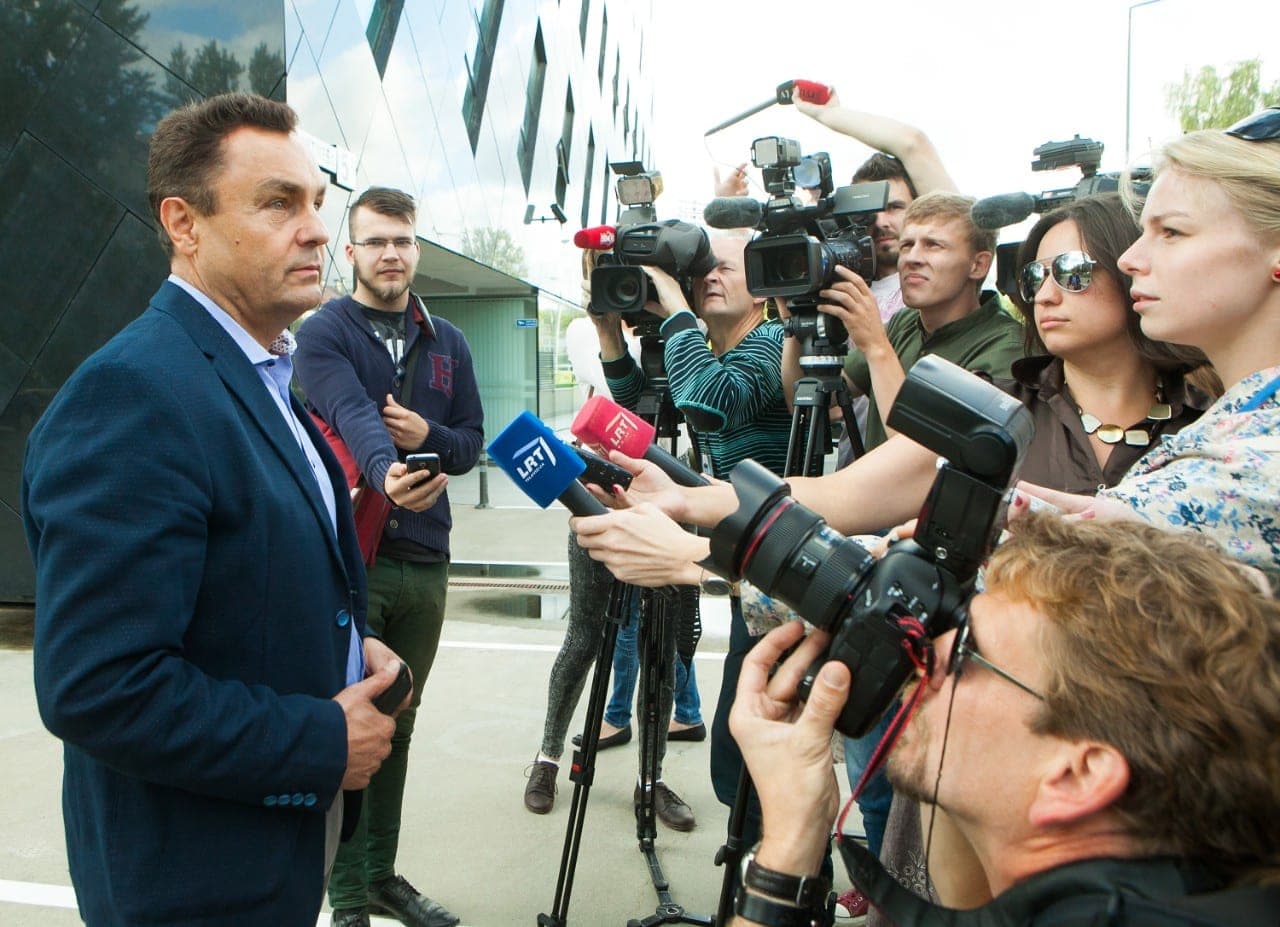 P. Gražulį iš Seimo bandoma iškrapštyti bet kokia kaina: vėl prireikė kviesti konstitucines dvasias?