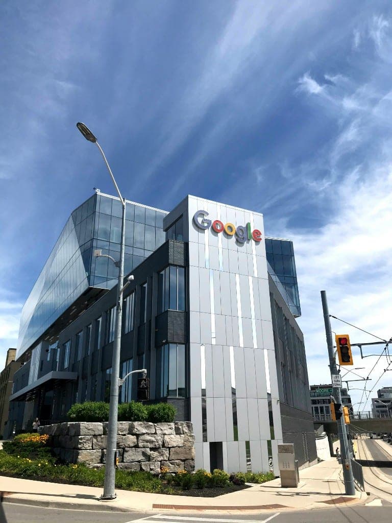 LGBT propaganda naikinama ne tik iš „Google“ kalendoriaus