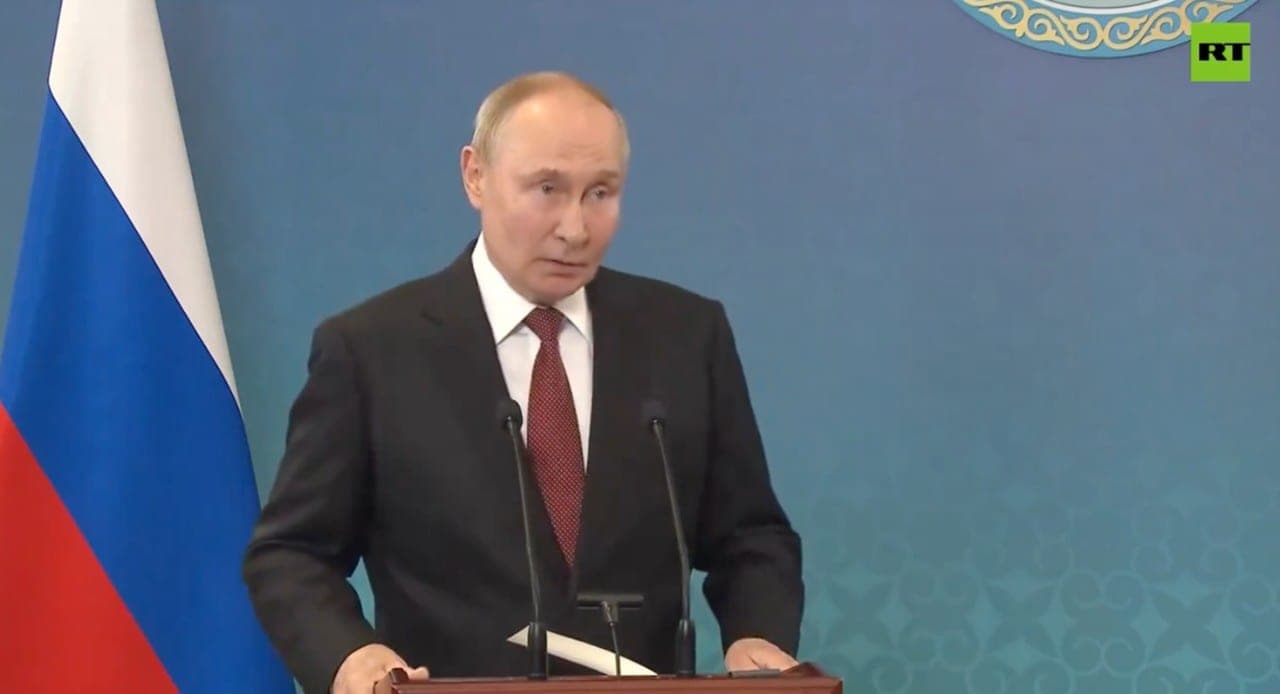 V. Putinas sako palaikantis D. Trumpo karo užbaigimo planą