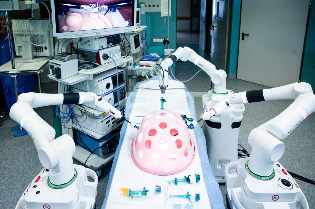 Robotizacija įgauna pagreitį – įmonė 90 proc. darbuotojų pakeitė robotais