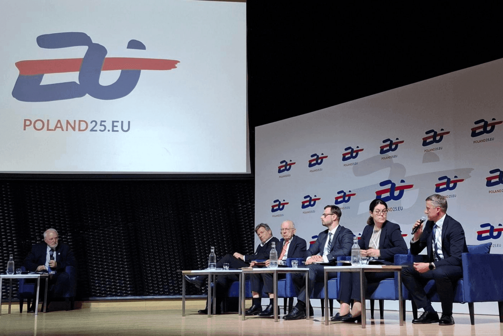 Lenkijoje vyko Europos konferencija dėl kritinės energetinės infrastruktūros saugumo