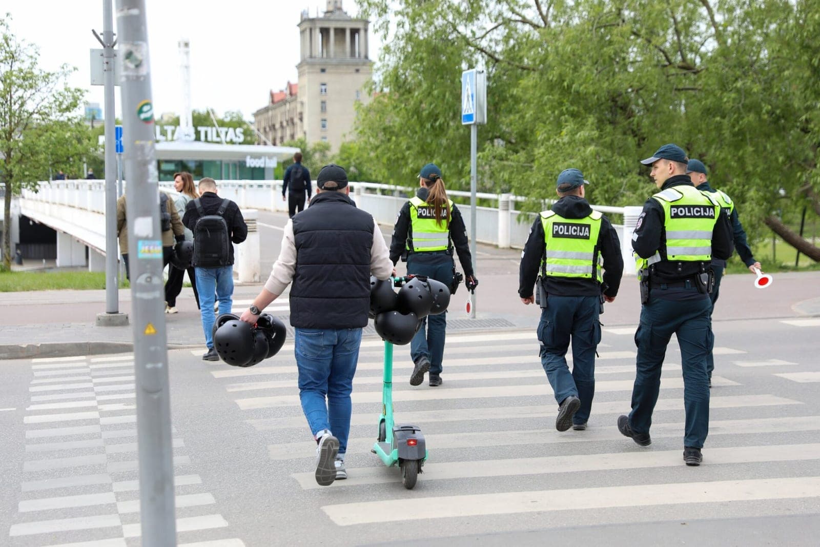 Policija griežtina elektrinių paspirtukų ir kitų mikrojudumo priemonių kontrolę