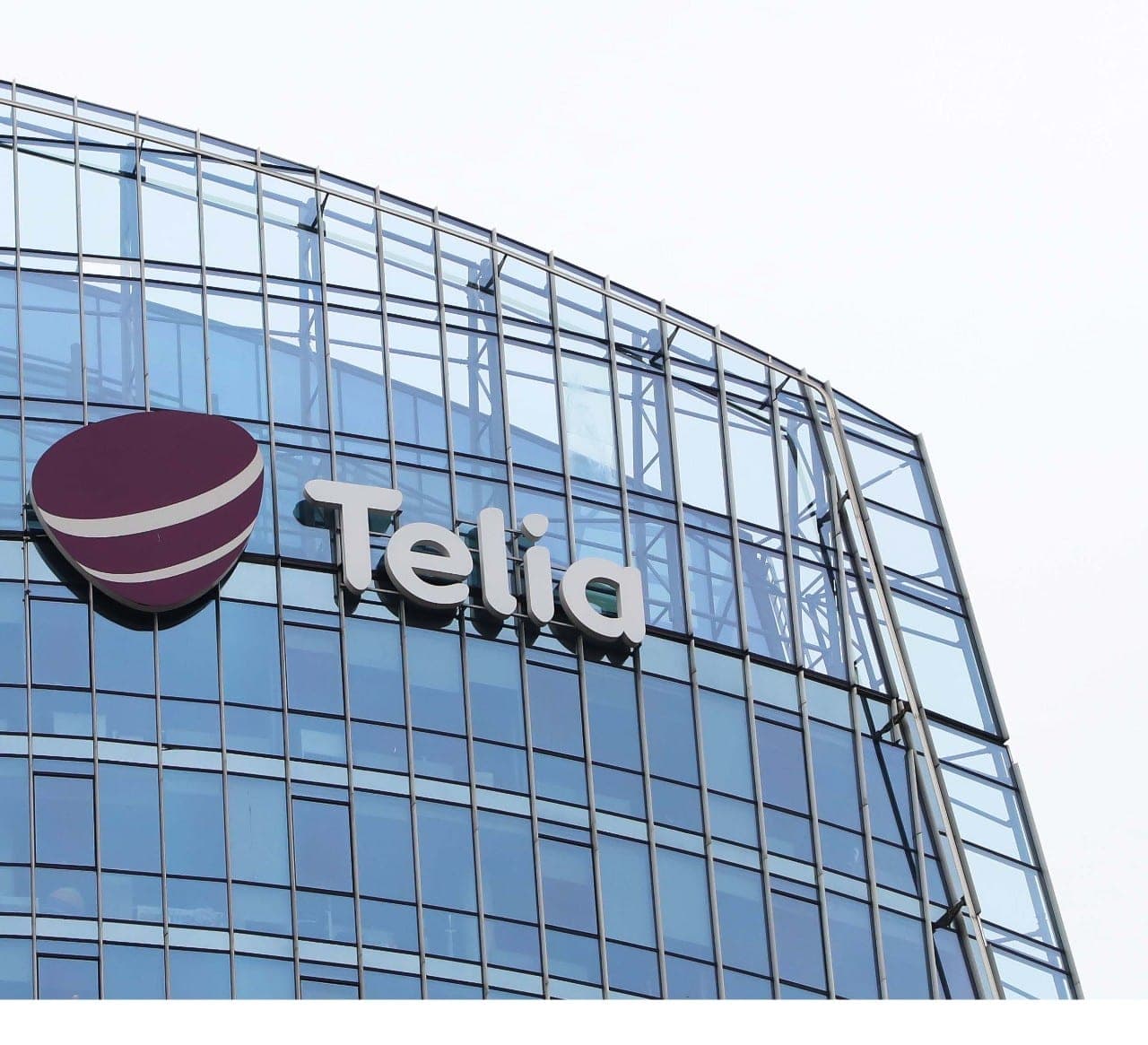 Mobilusis ryšys brangs? „Tele2“ didina įkainius, „Bitė“ planų neatskleidžia