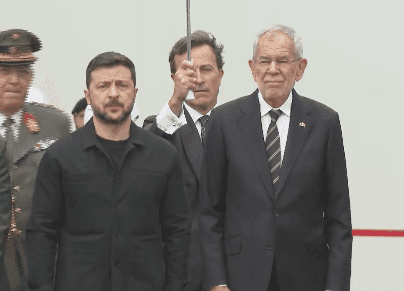 Austrija sutiko Ukrainai teikti ne karinę pagalbą