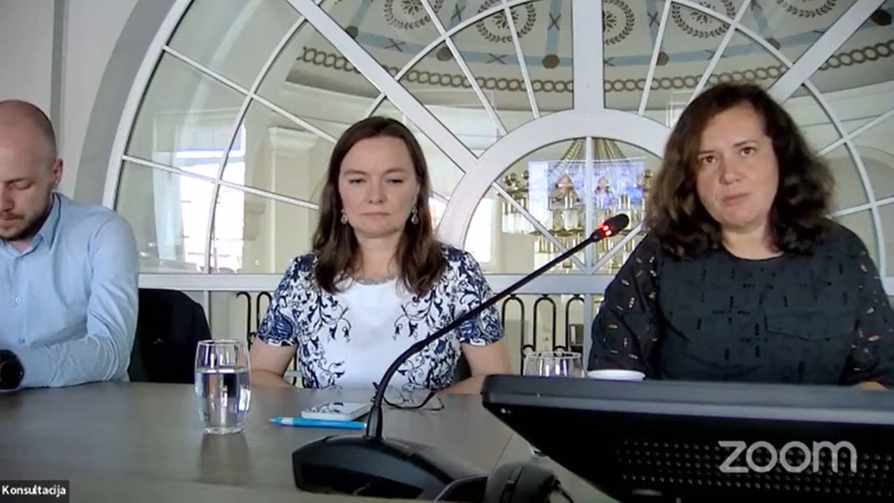 ŠMSM konsultacija apie gyvenimo įgūdžių programą: be aiškių atsakymų ar galimybės komentuoti