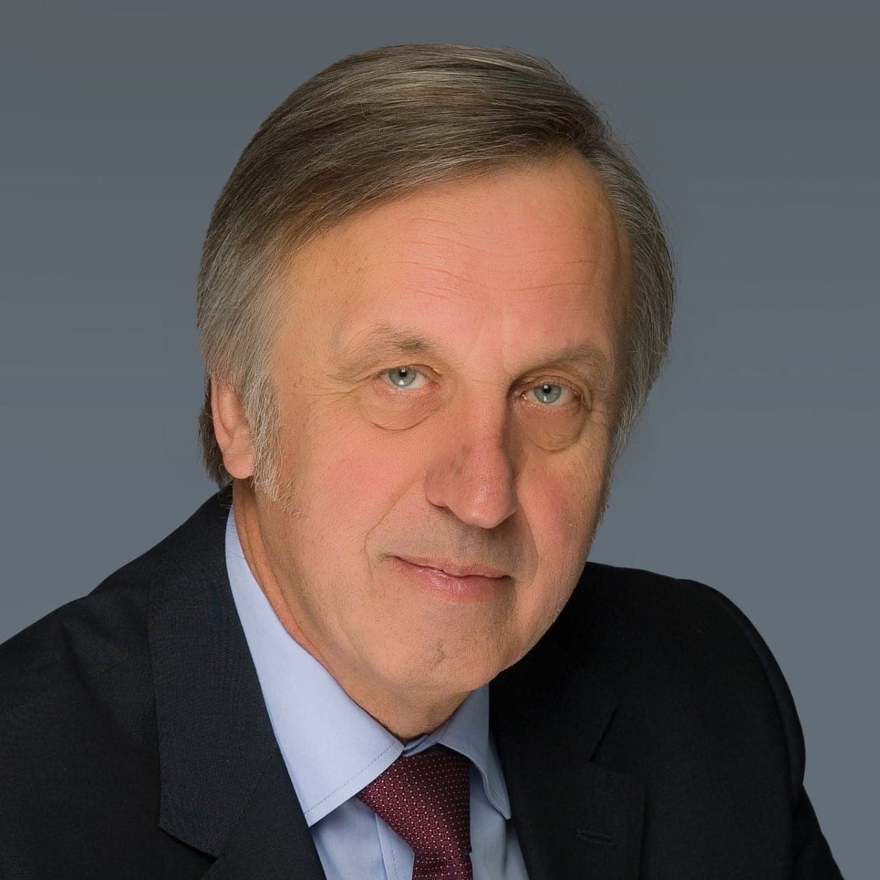 Povilas GYLYS: Lietuviškas aštuonkojis. Valdomas iš svetur