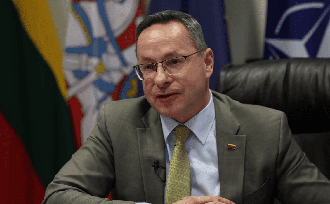 „Meilės trikampis“: Janeliūnas žiebė Pavilioniui, kad šis sukritikavo Šakalienę