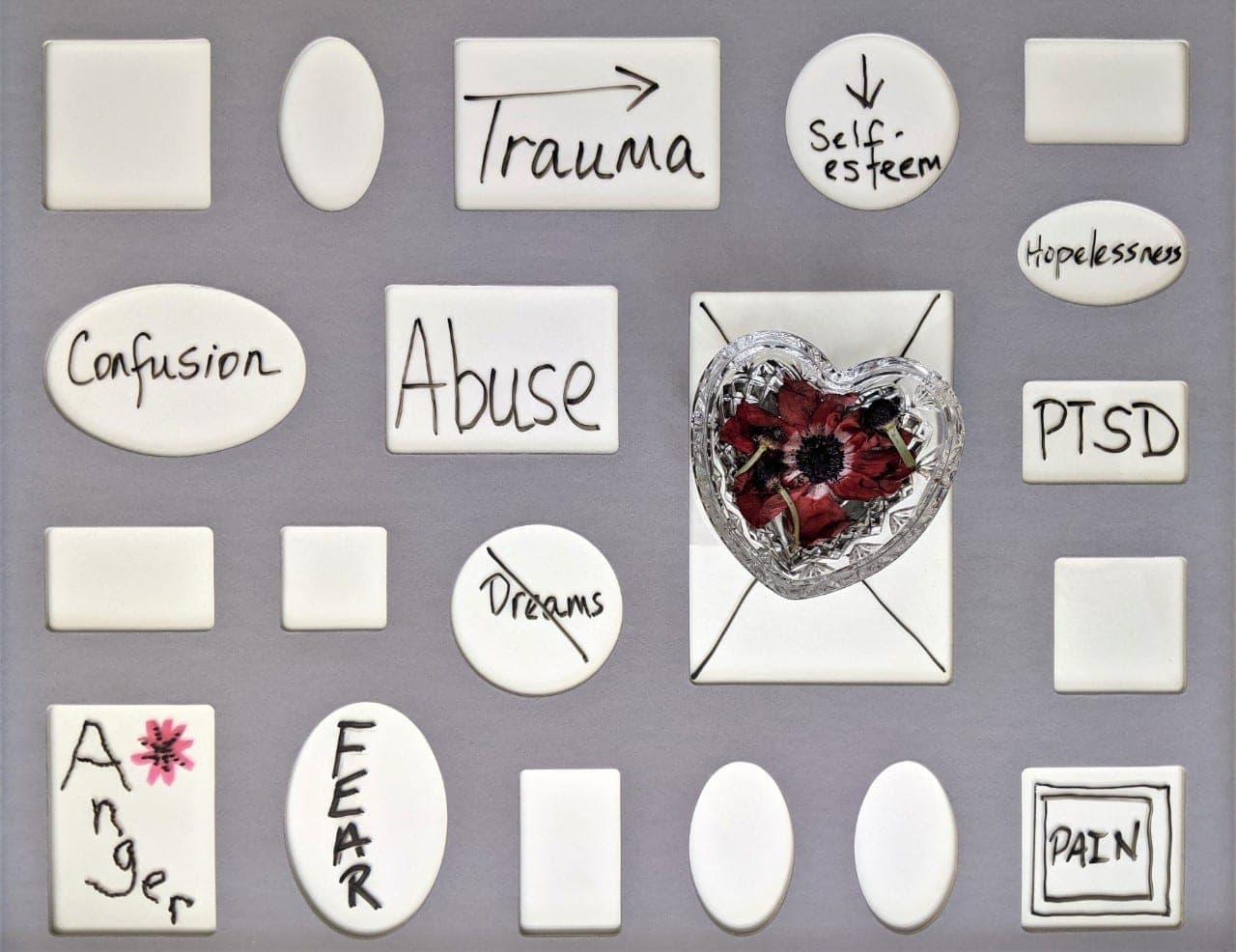 Kai trauma tampa galia: Marina Abramovič kankinančią vaikystę pavertė meno žaliava