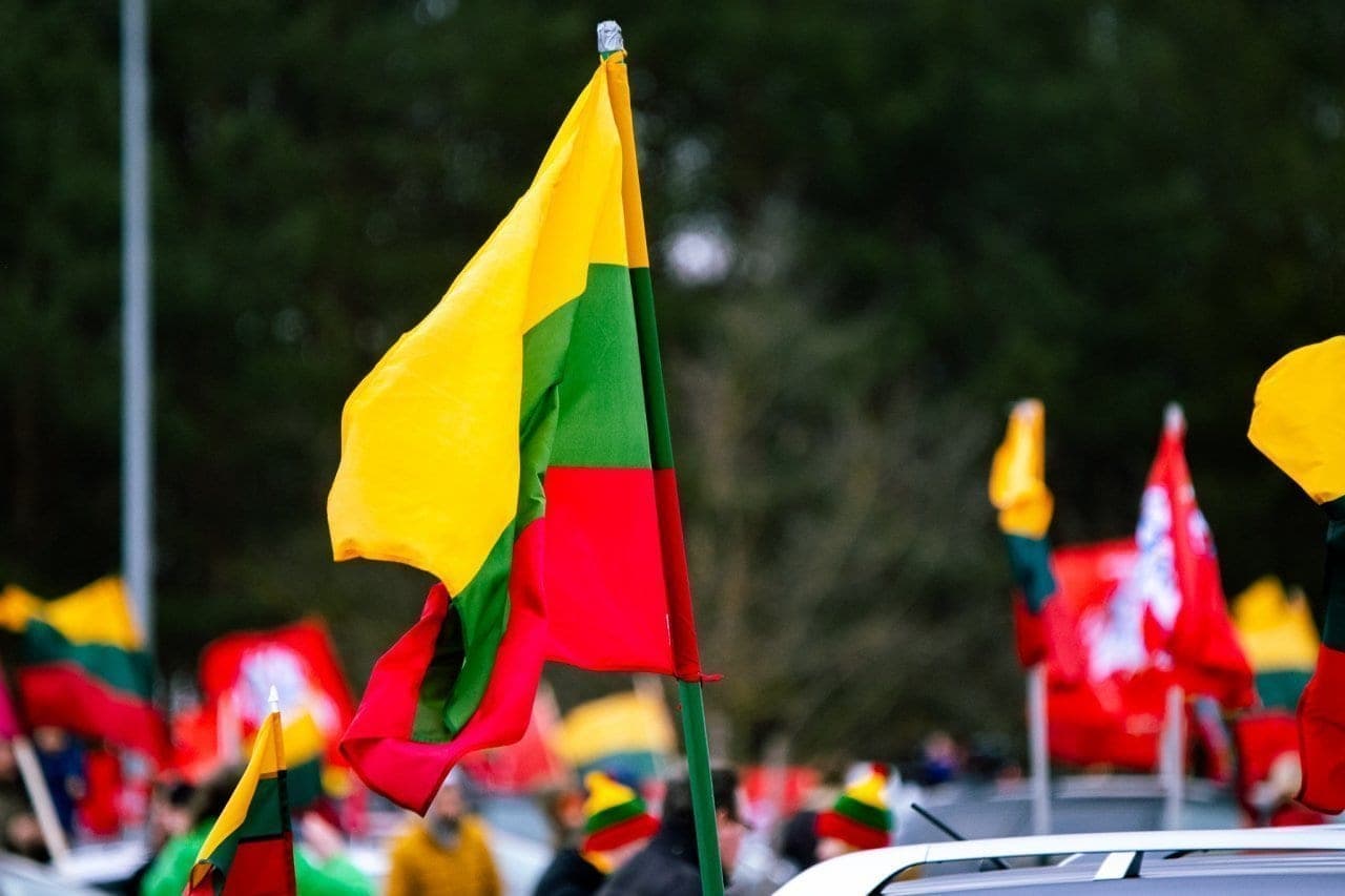 Rugpjūčio 10d. mitingas prie Seimo: išbandymas Vyriausybei ir demokratijai