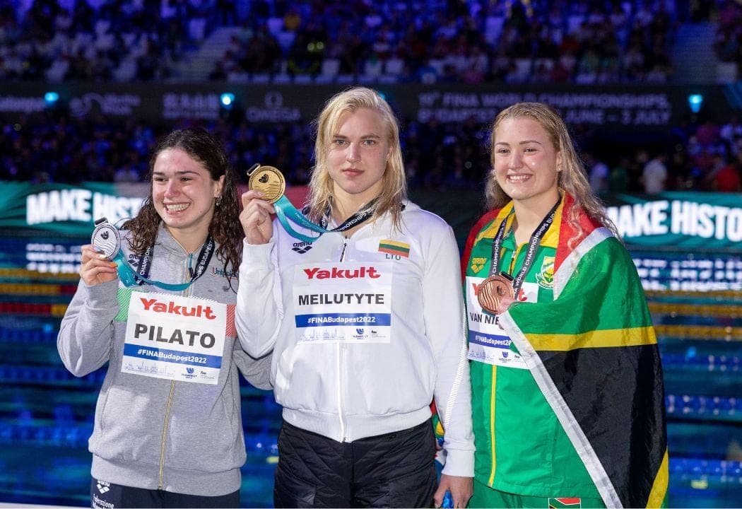 Rūta Meilutytė vėl pasidabino auksu ir išplėšė planetos čempionės titulą
