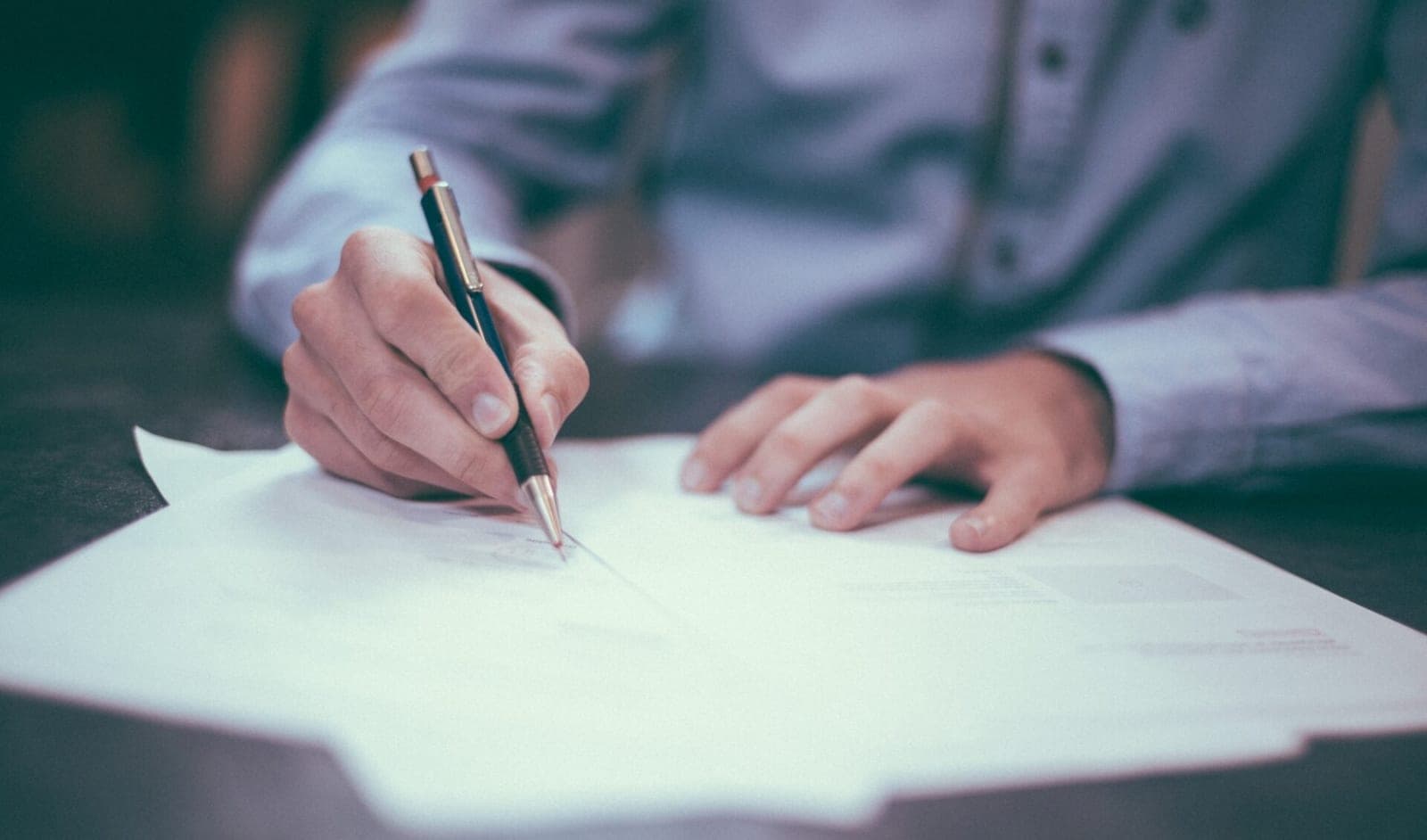 Prezidento prašo vetuoti sveikatos reformą ir motinystės išmokų pataisas
