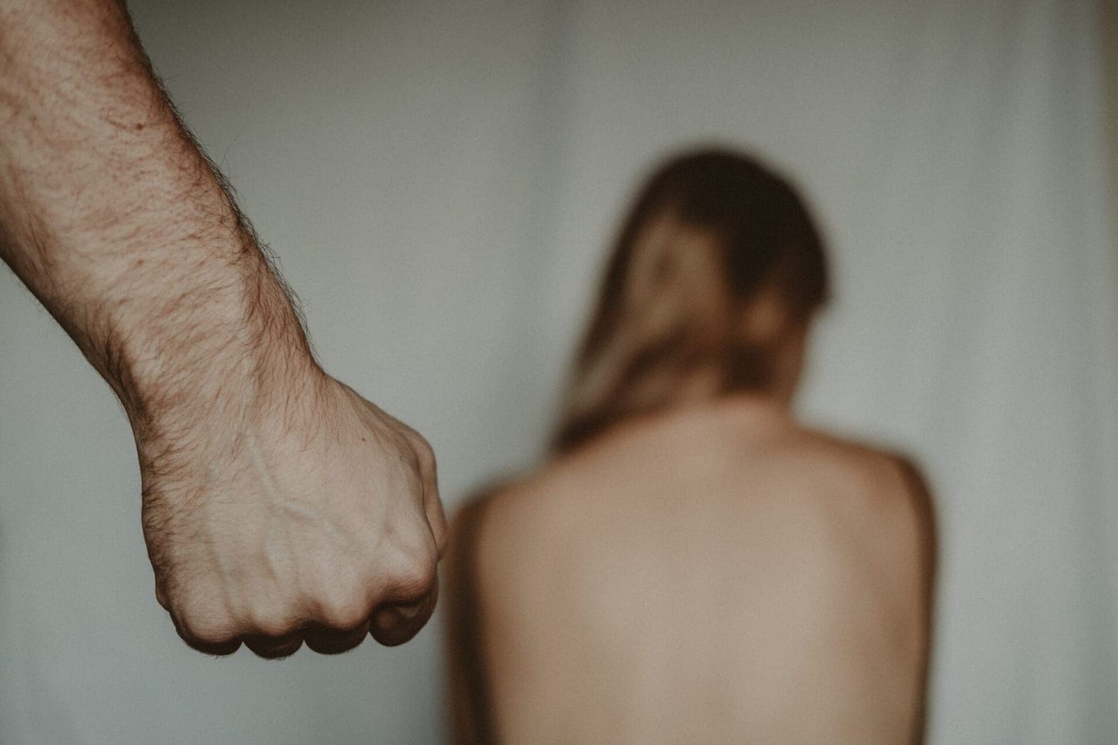 Po seksualinio priekabiavimo skandalo – kontrolierės nurodymai ministerijai