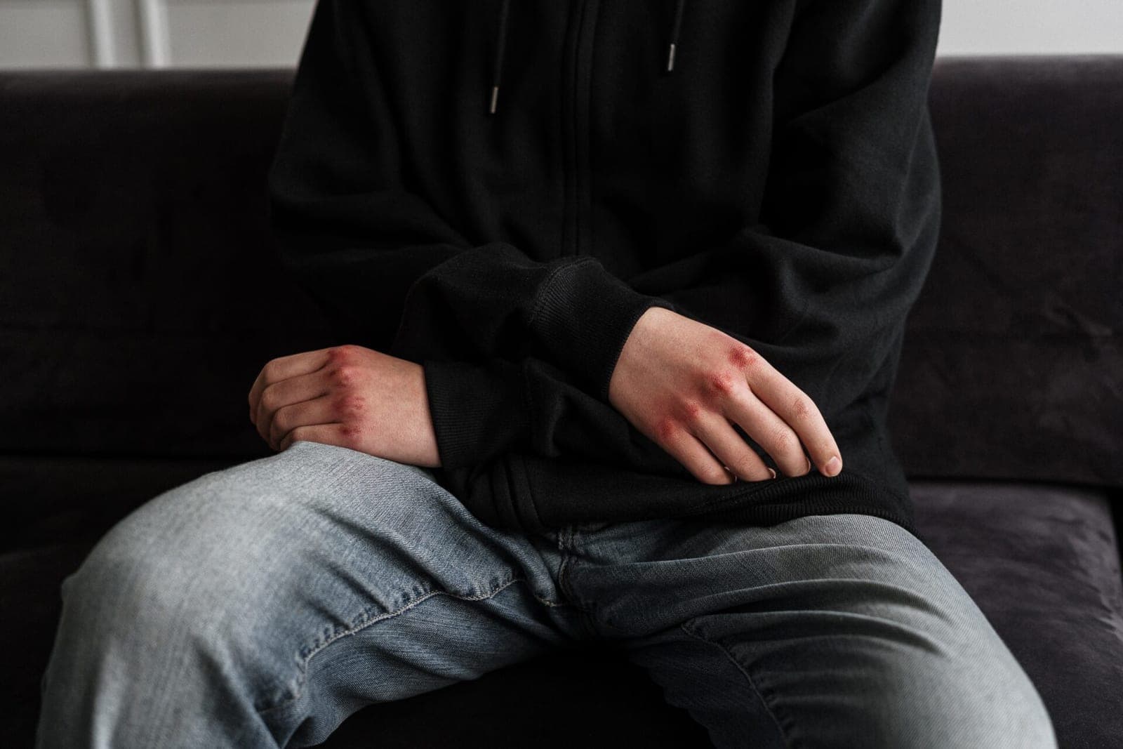 Smurtas prieš vaikus Lietuvoje dar nėra tabu – atvejų kiekis tik auga
