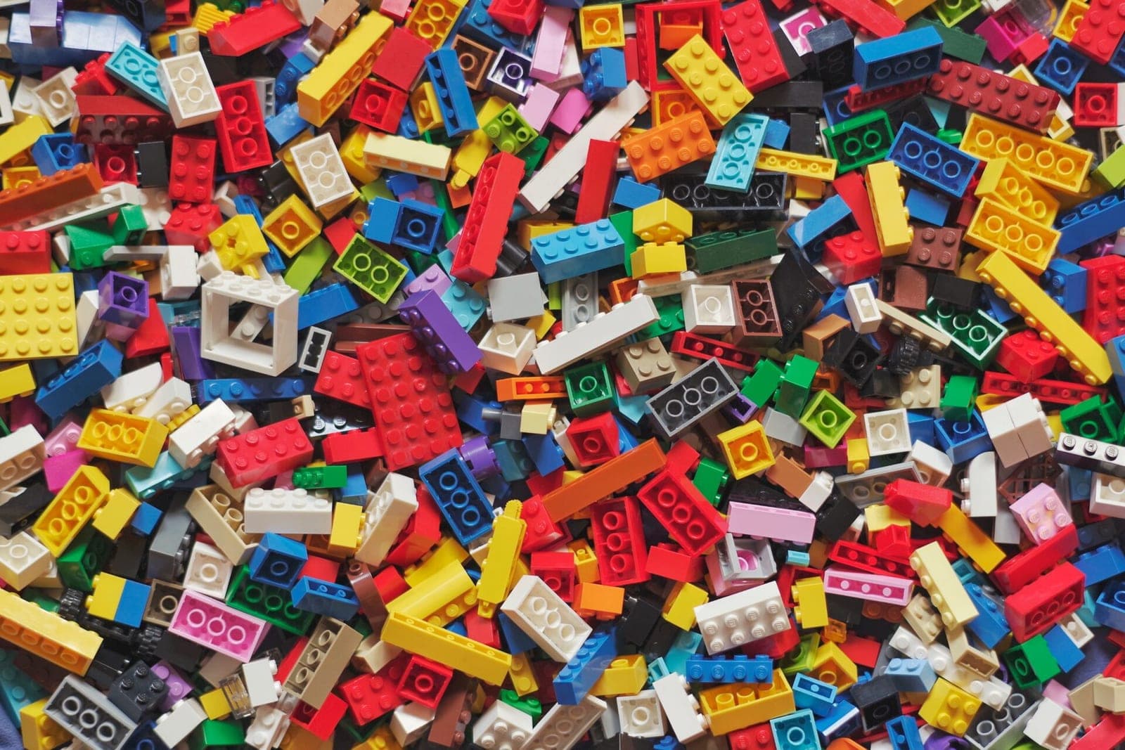 „Lego kaladėlės gamtoje suyra tik per 1300 metų