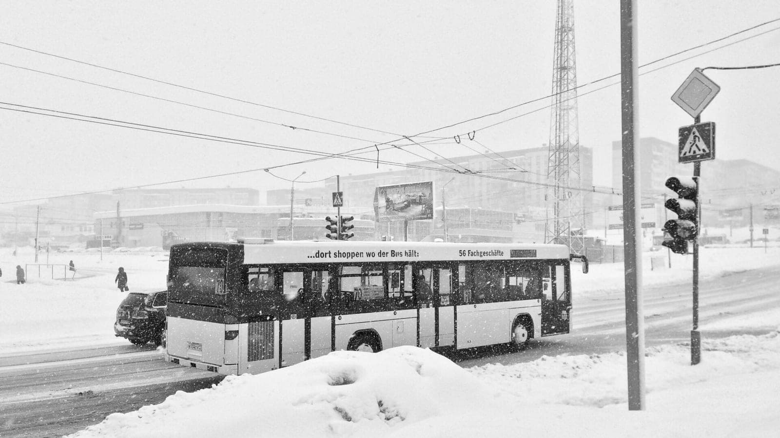 Po V. Benkunsko susiaurintų eismo juostų Vilniuje – metas siaurinti ir autobusus?